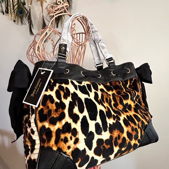 Juicy Couture DayDreamer Bag in Animal print Velour - Picture 3 of 15